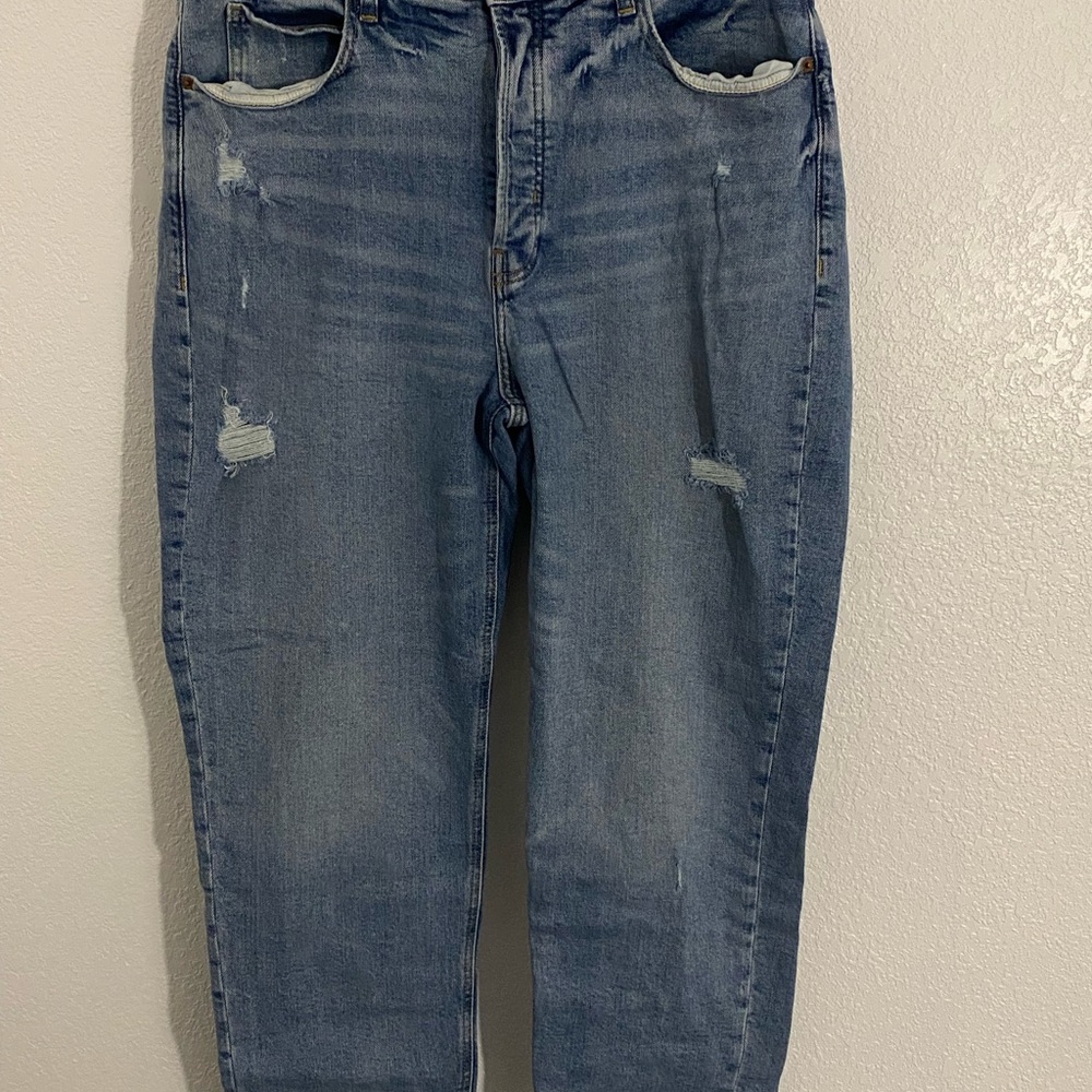 Old Navy Light Blue Distressed Ankle Jeans